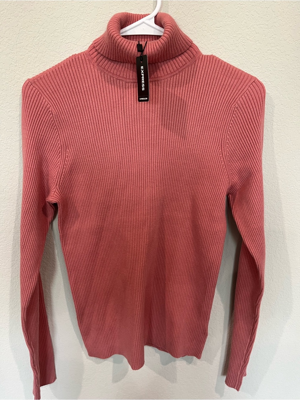 Express Ribbed Turtleneck Long Sleeve Top - Rose Pink